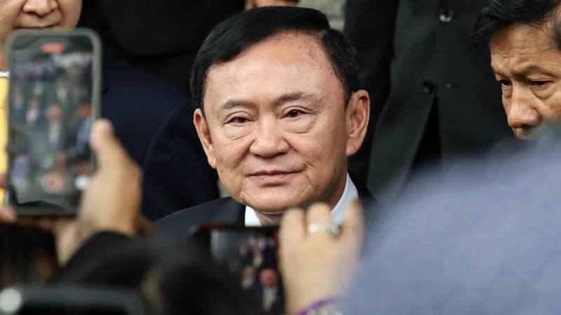Tayland'ın eski Başbakanı Thaksin Şinavatra şartlı tahliye edildi
